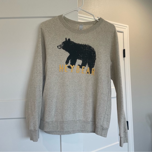 Tops - Hey Bear Graphic Cropped Oatmeal Heather Sweatshirt Size Medium